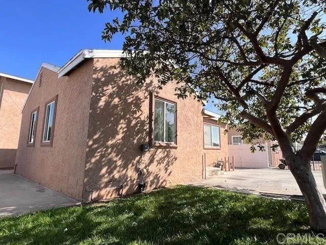 $2,595 | 129 Oaklawn Avenue, Unit 31, Chula Vista, CA 91910