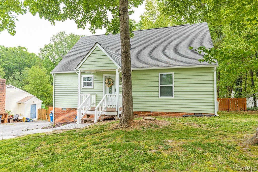 2713 South Ridge Drive Midlothian, VA 23112 - Photo 2 of 49 a view of house with backyard
