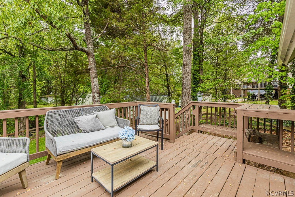 2713 South Ridge Drive Midlothian, VA 23112 - Photo 36 of 49 a view of a deck