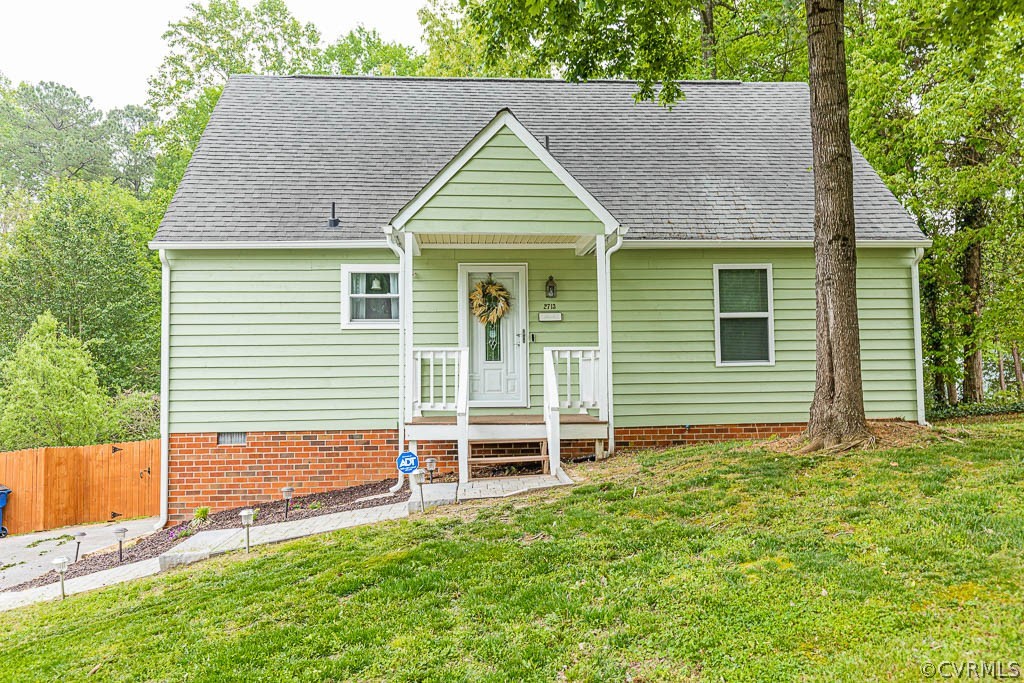 2713 South Ridge Drive Midlothian, VA 23112 - Photo 46 of 49 a backyard of a house