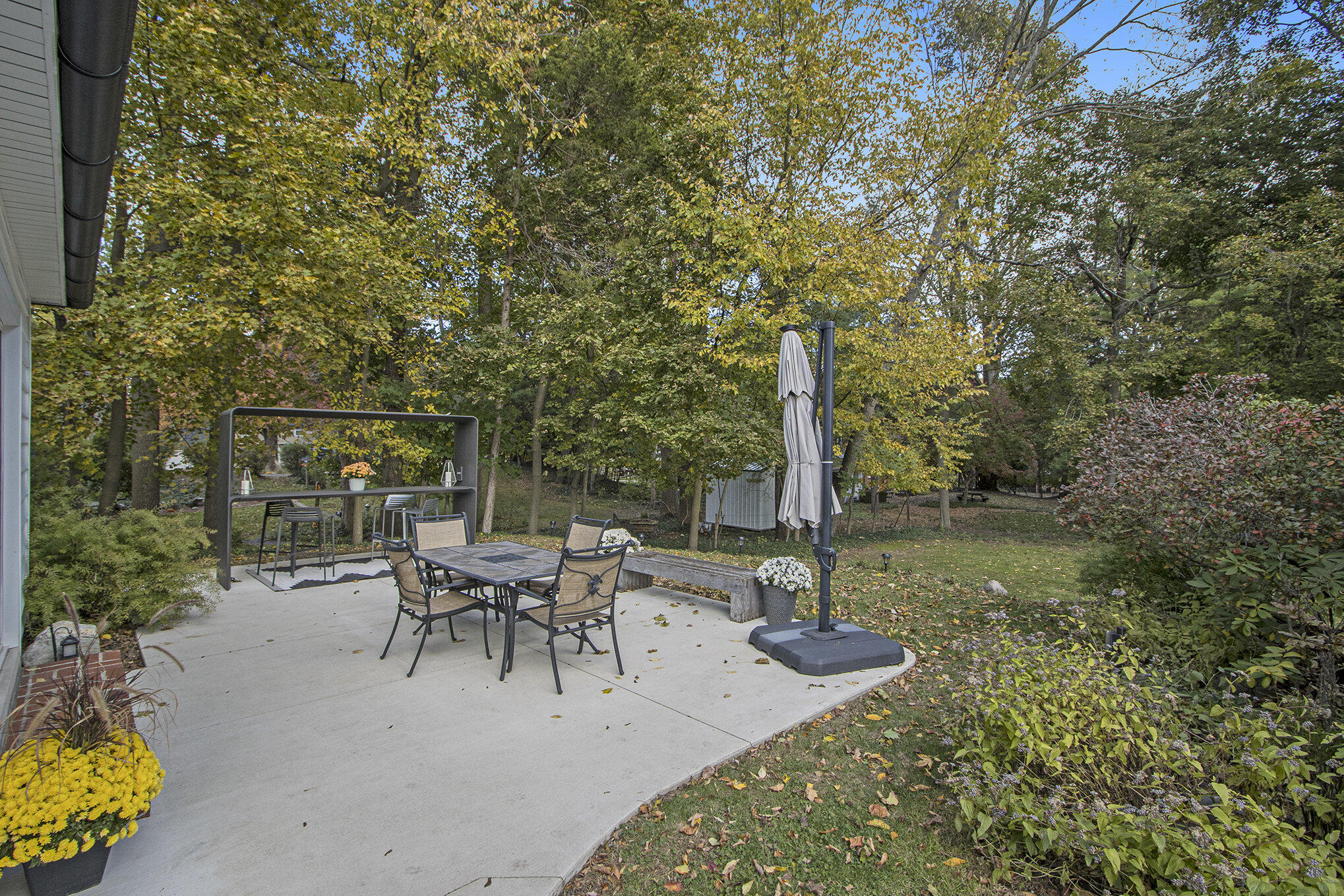 3237 Old Colony Road Kalamazoo, MI 49008 - Photo 28 of 32 005_file_408