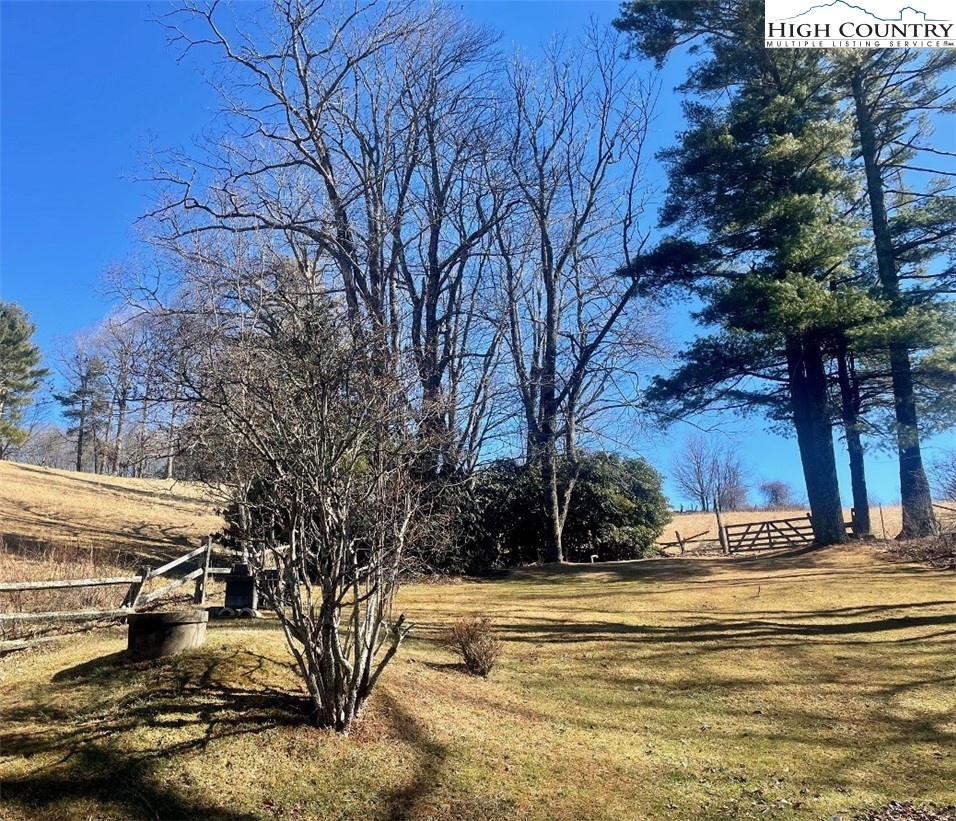 Pine Run Road Boone, NC 28607 - Photo 14 of 25