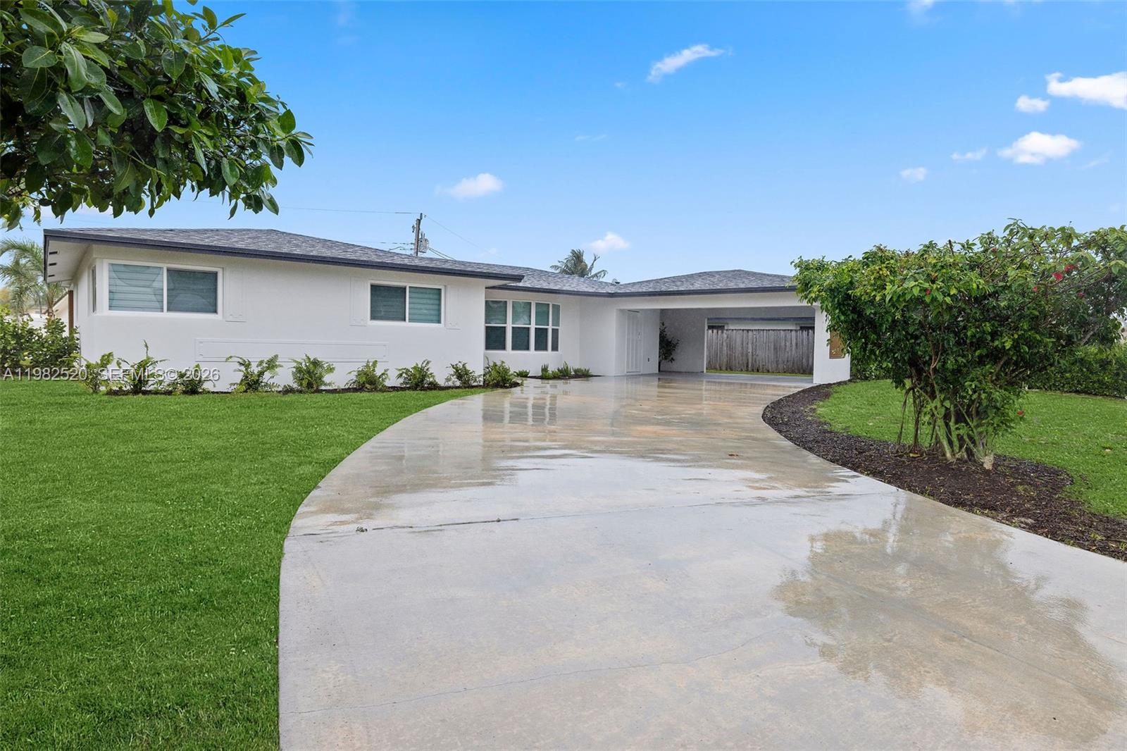 437 Northwest 13th Drive Boca Raton, FL 33486 - Photo 2 of 38