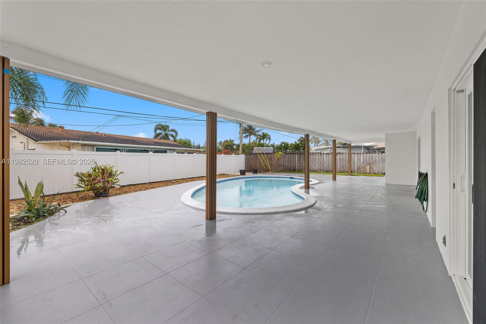 437 Northwest 13th Drive Boca Raton, FL 33486 - Photo 31 of 38