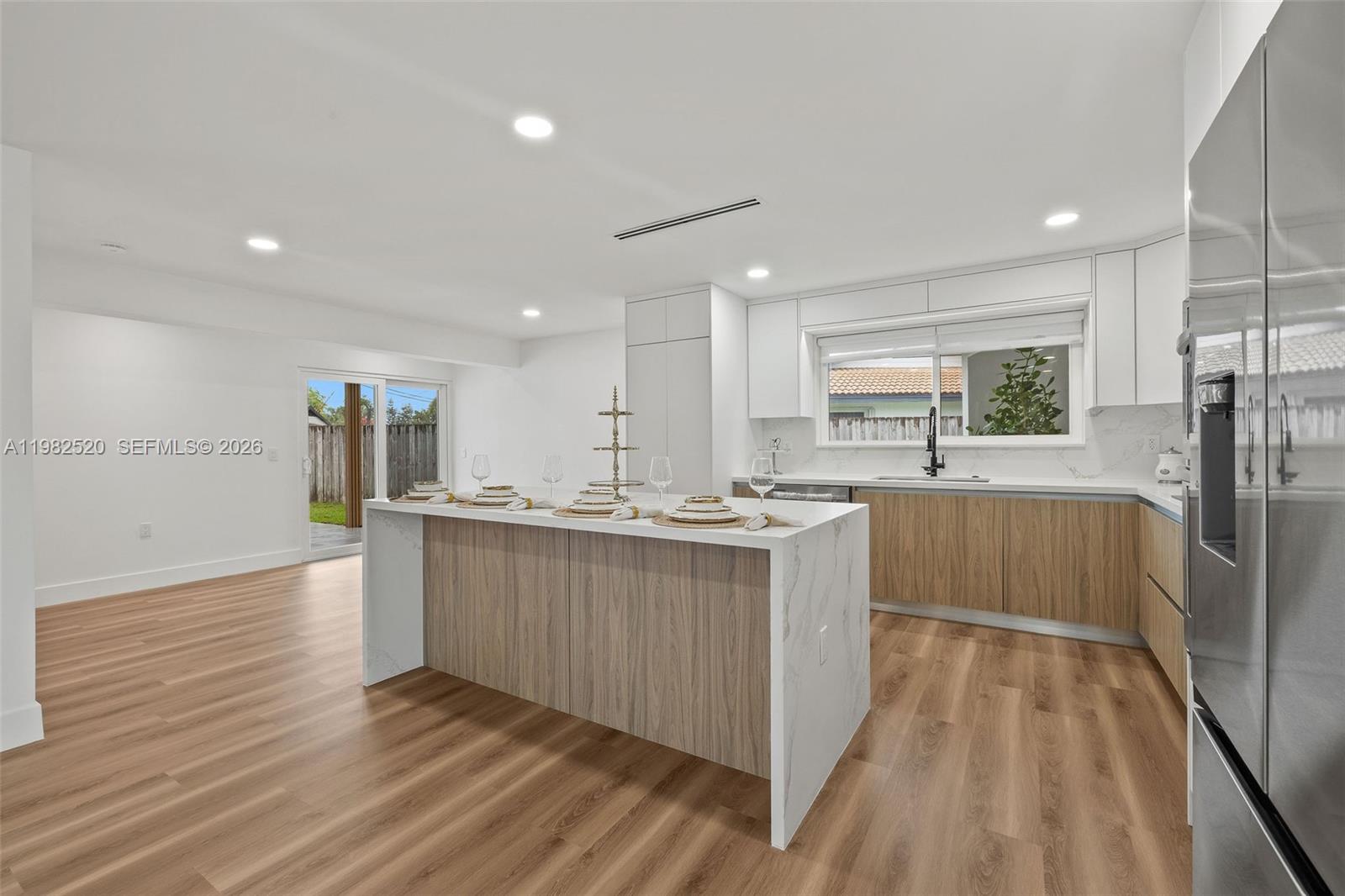 437 Northwest 13th Drive Boca Raton, FL 33486 - Photo 5 of 38