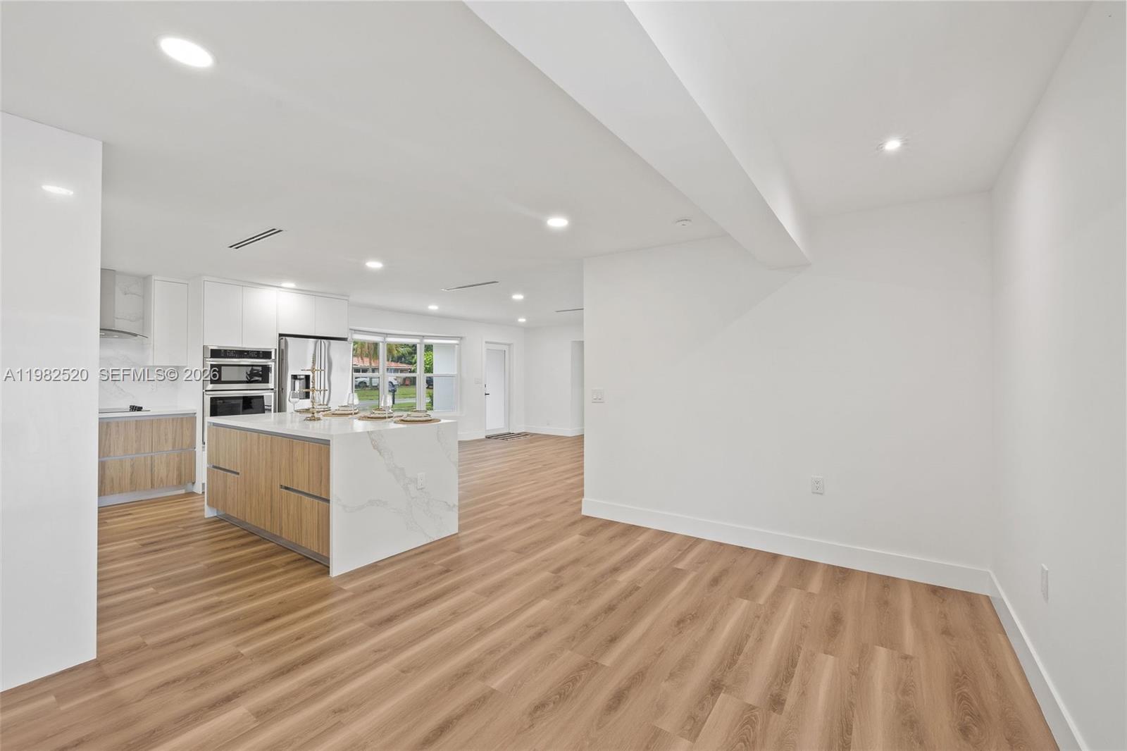 437 Northwest 13th Drive Boca Raton, FL 33486 - Photo 10 of 38