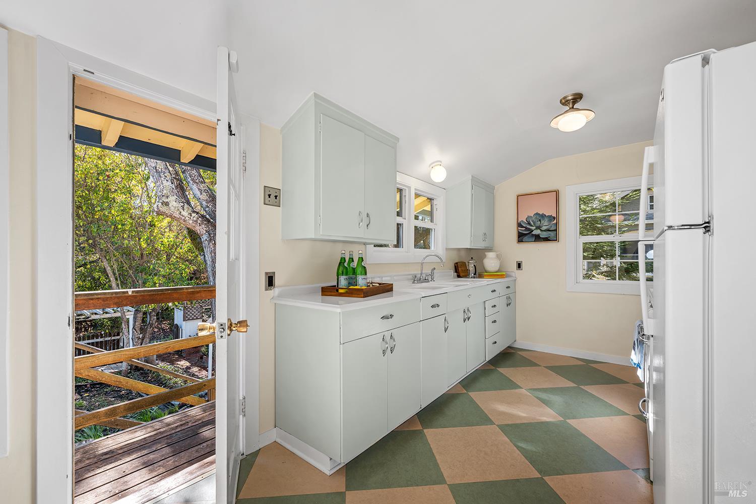 7225 Bodega Avenue Sebastopol, CA 95472 - Photo 16 of 47