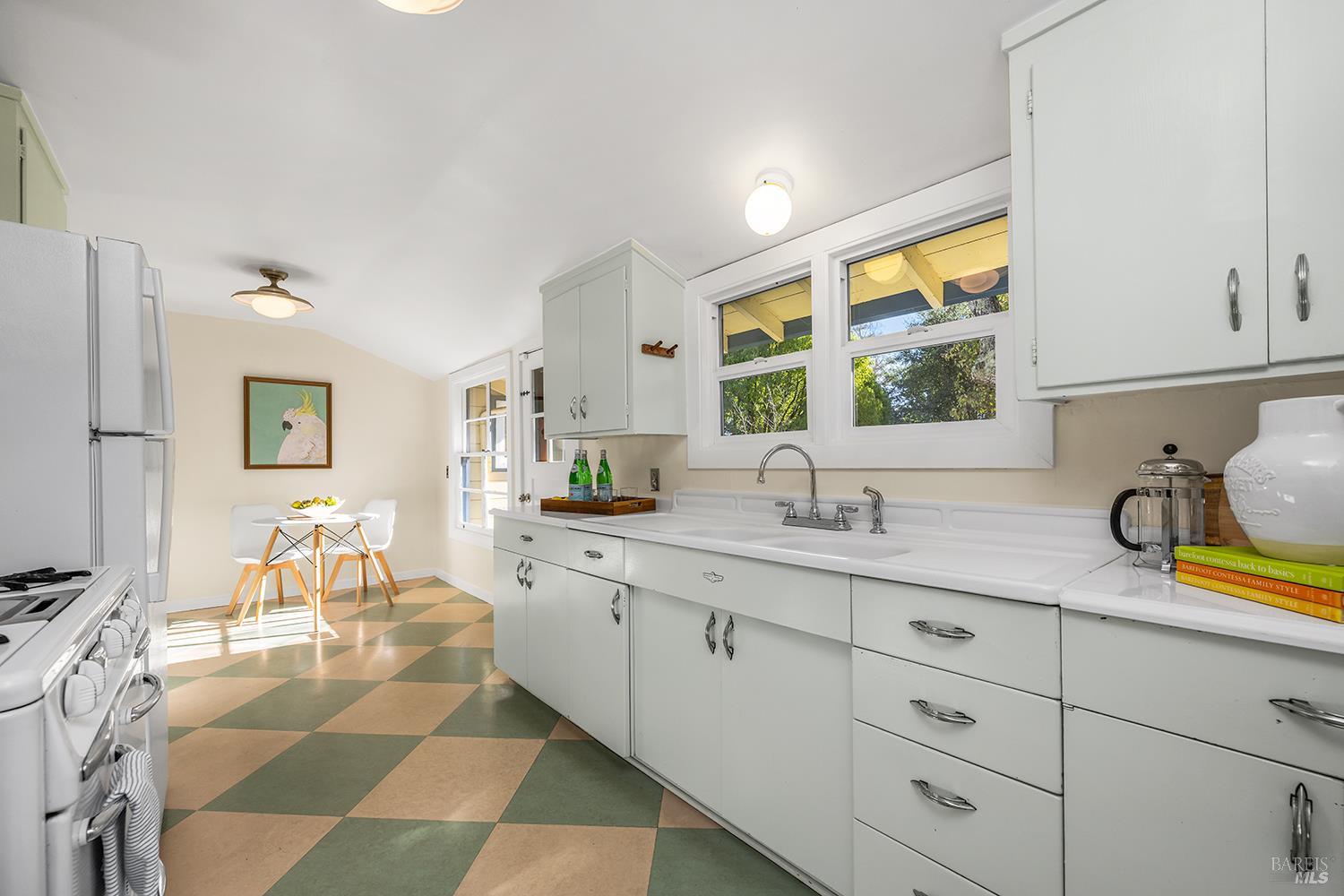 7225 Bodega Avenue Sebastopol, CA 95472 - Photo 19 of 47