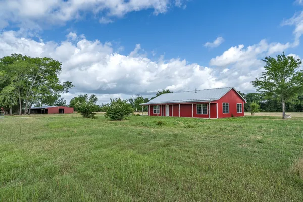 $435,000 | 5550 Farm To Market 230, Lovelady, TX 75851