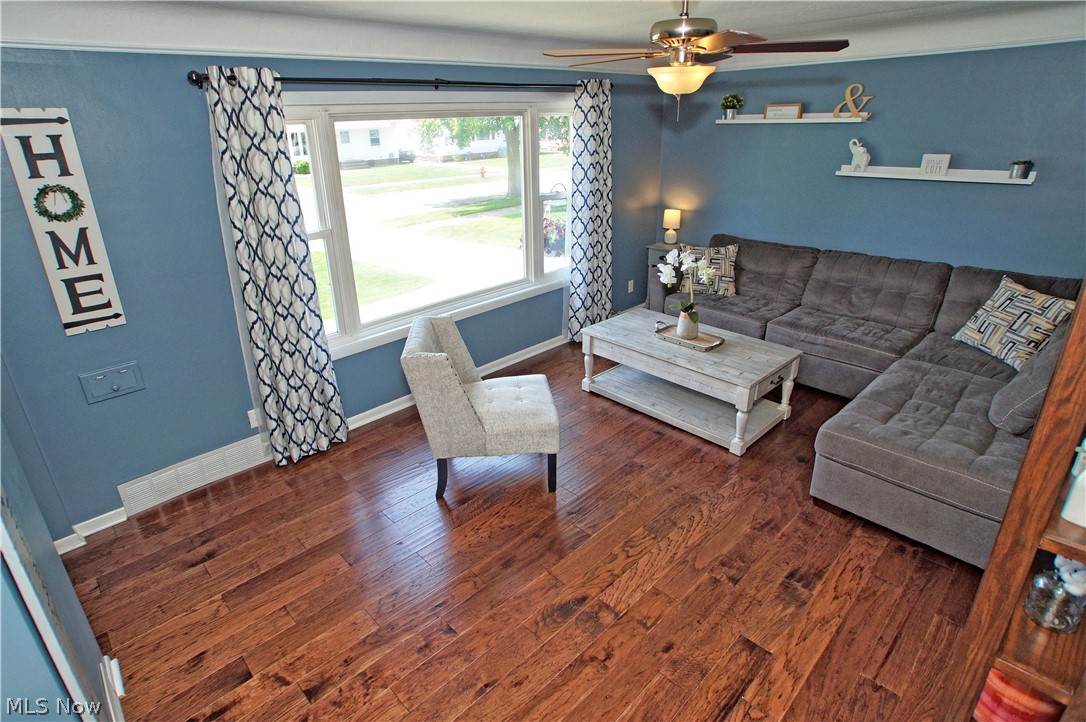 745 Dickerson Road Willowick, OH 44095 - Photo 2 of 35 Gallery Image 2