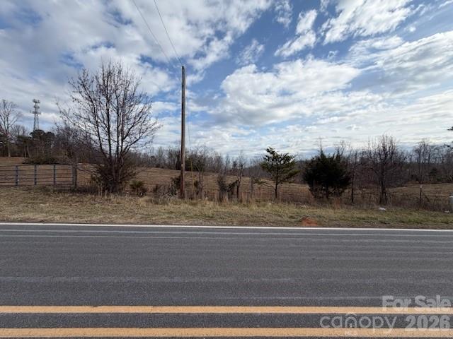 2114 Finger Bridge Road Hickory, NC 28602 - Photo 6 of 14
