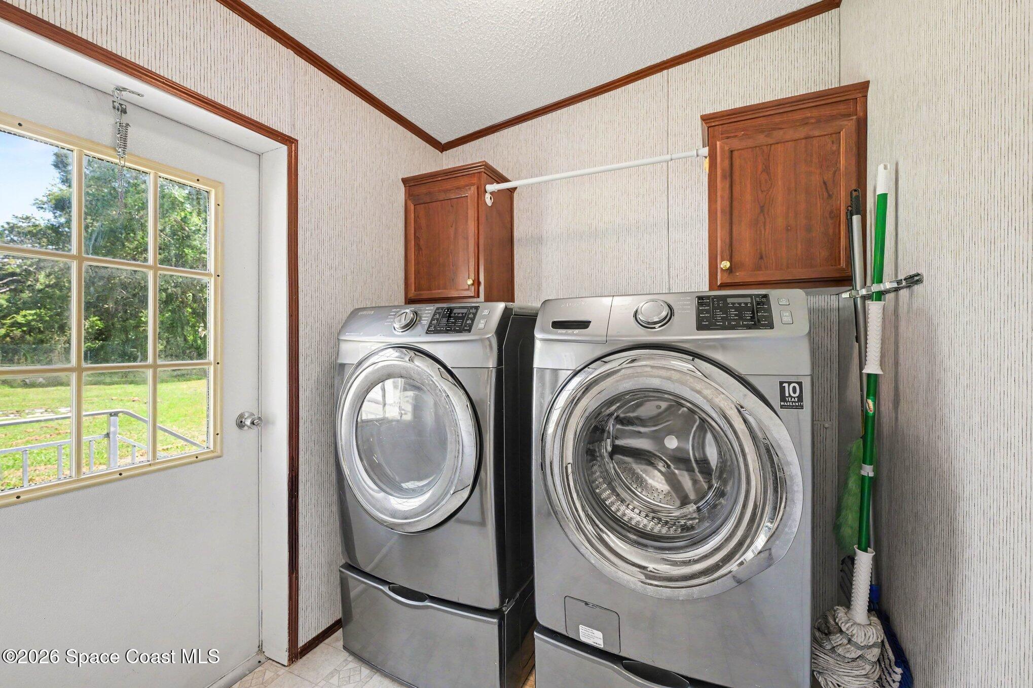 4785 Harrison Road Mims, FL 32754 - Photo 19 of 34 laundry room