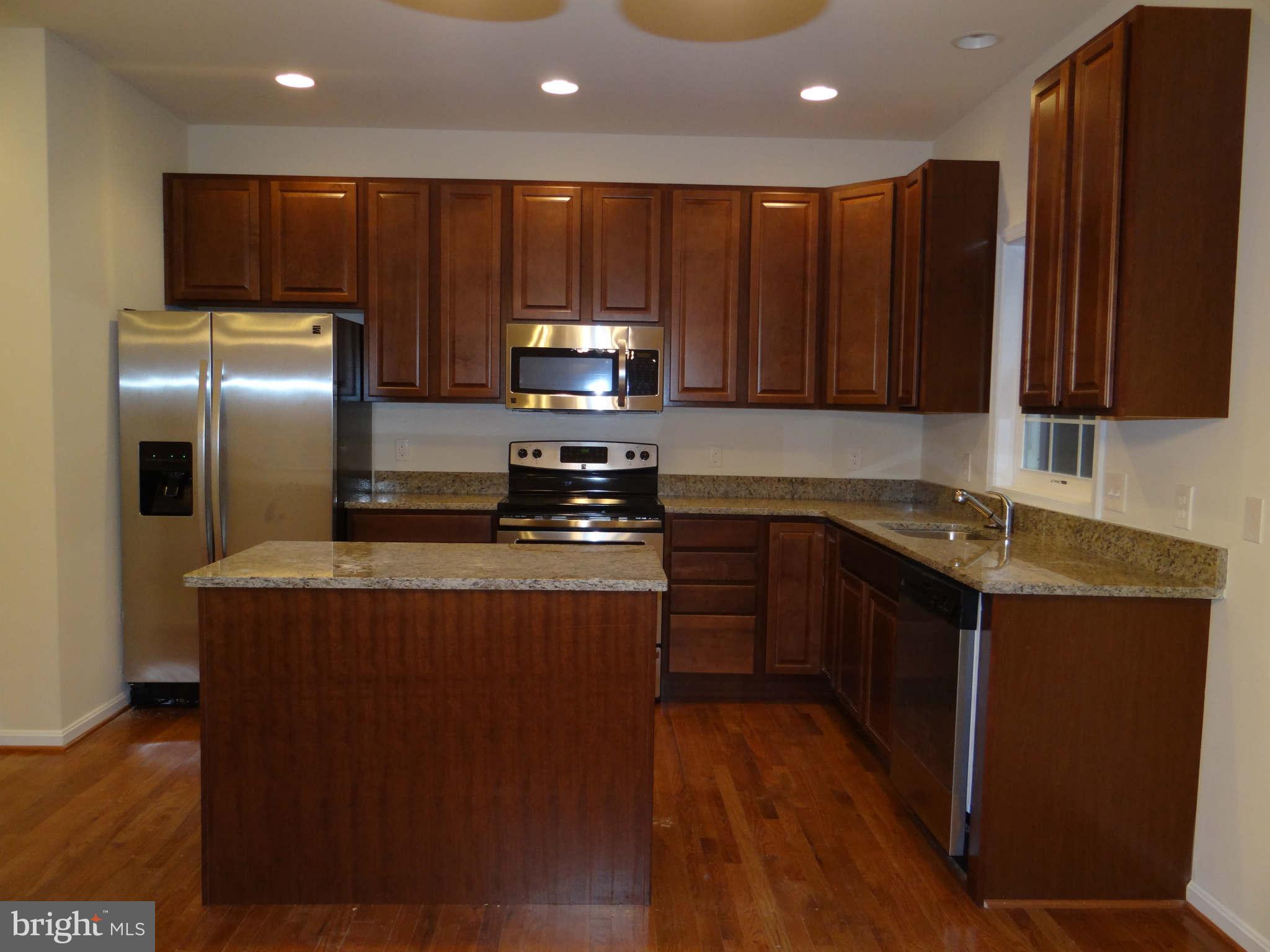 151 Kelley Road Fredericksburg, VA 22405 - Photo 11 of 30 Kitchen