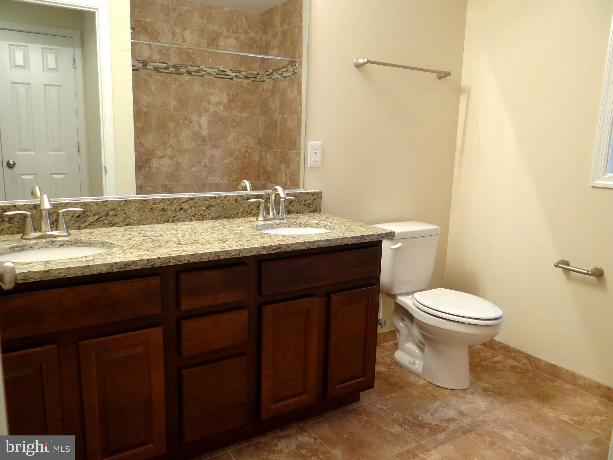 151 Kelley Road Fredericksburg, VA 22405 - Photo 17 of 30 Bath (Master)