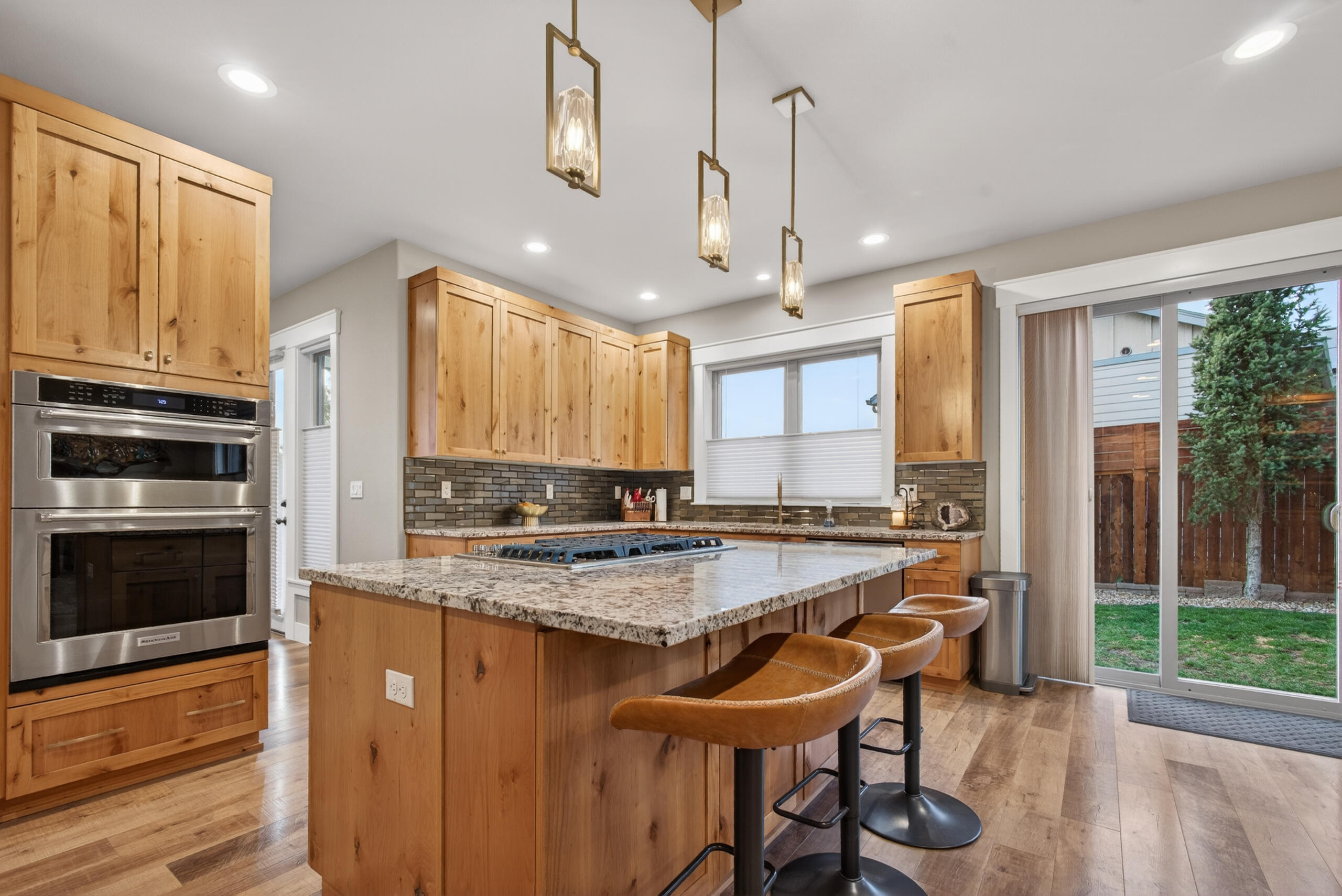 3357 Southwest 35th Street Redmond, OR 97756 - Photo 14 of 61 35th_34