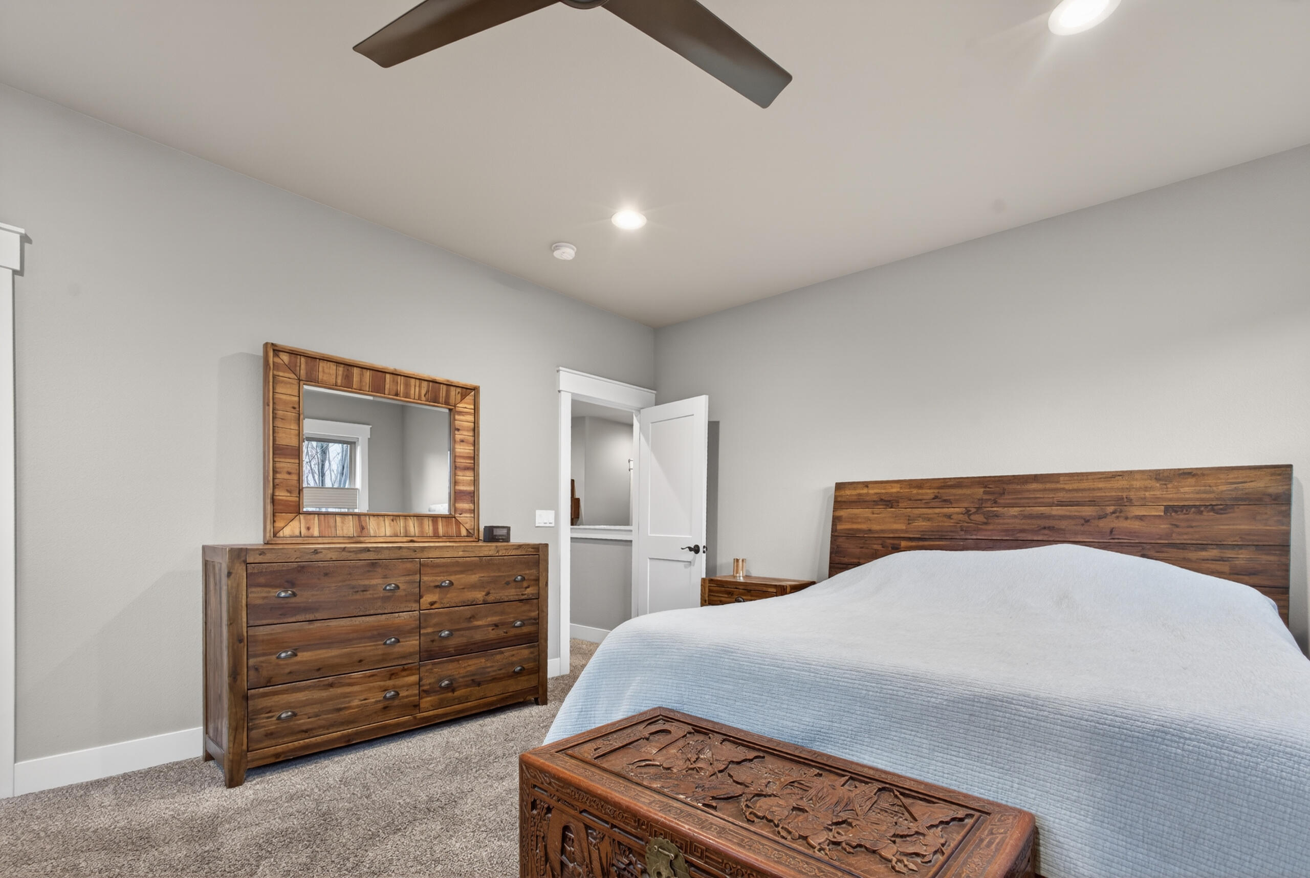 3357 Southwest 35th Street Redmond, OR 97756 - Photo 24 of 61 35th_60