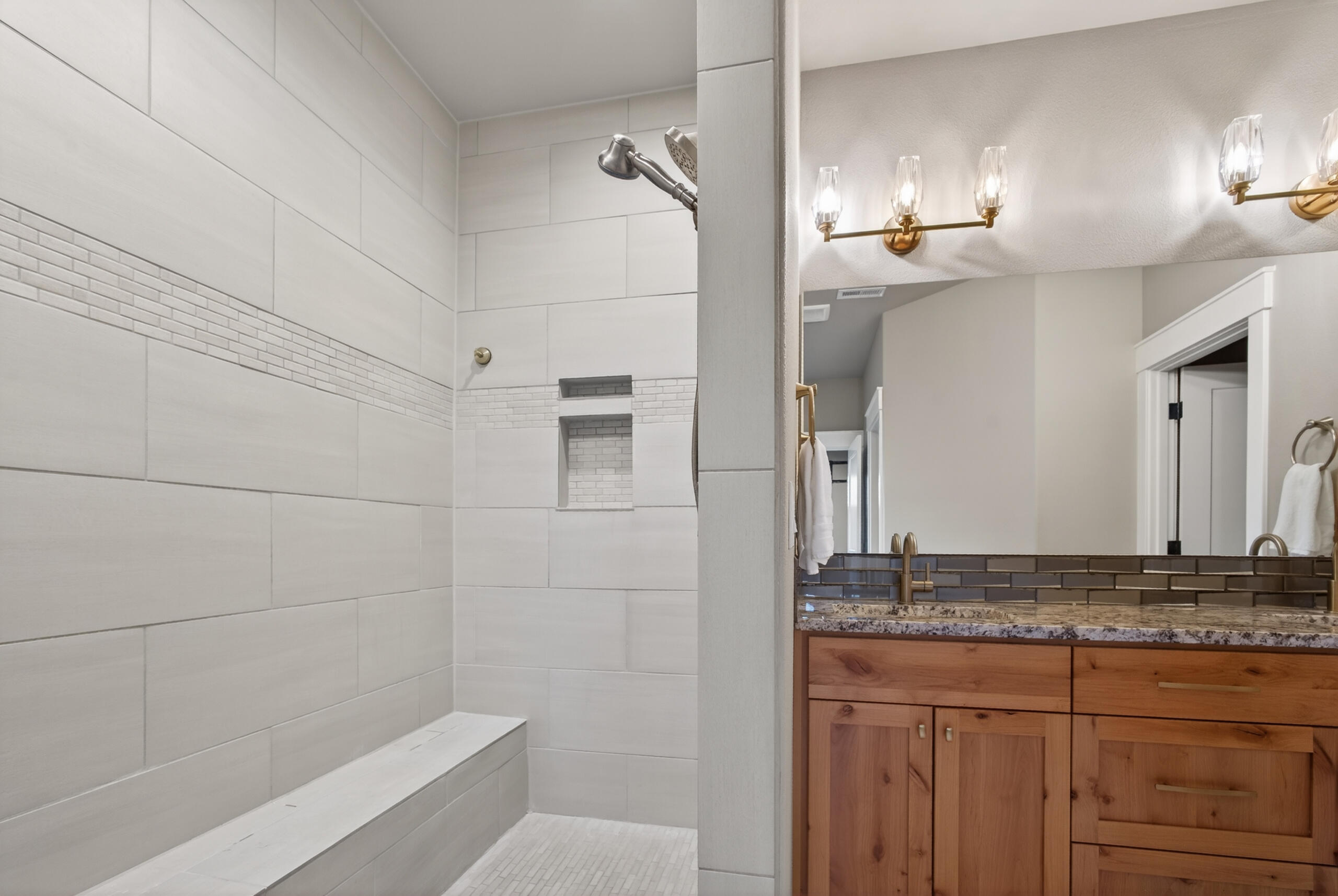 3357 Southwest 35th Street Redmond, OR 97756 - Photo 27 of 61 35th_71