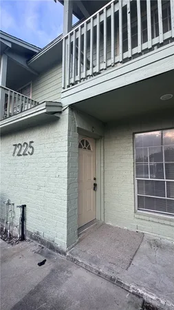 $1,250 | 7225 Owen Court, Unit C, Corpus Christi, TX 78413