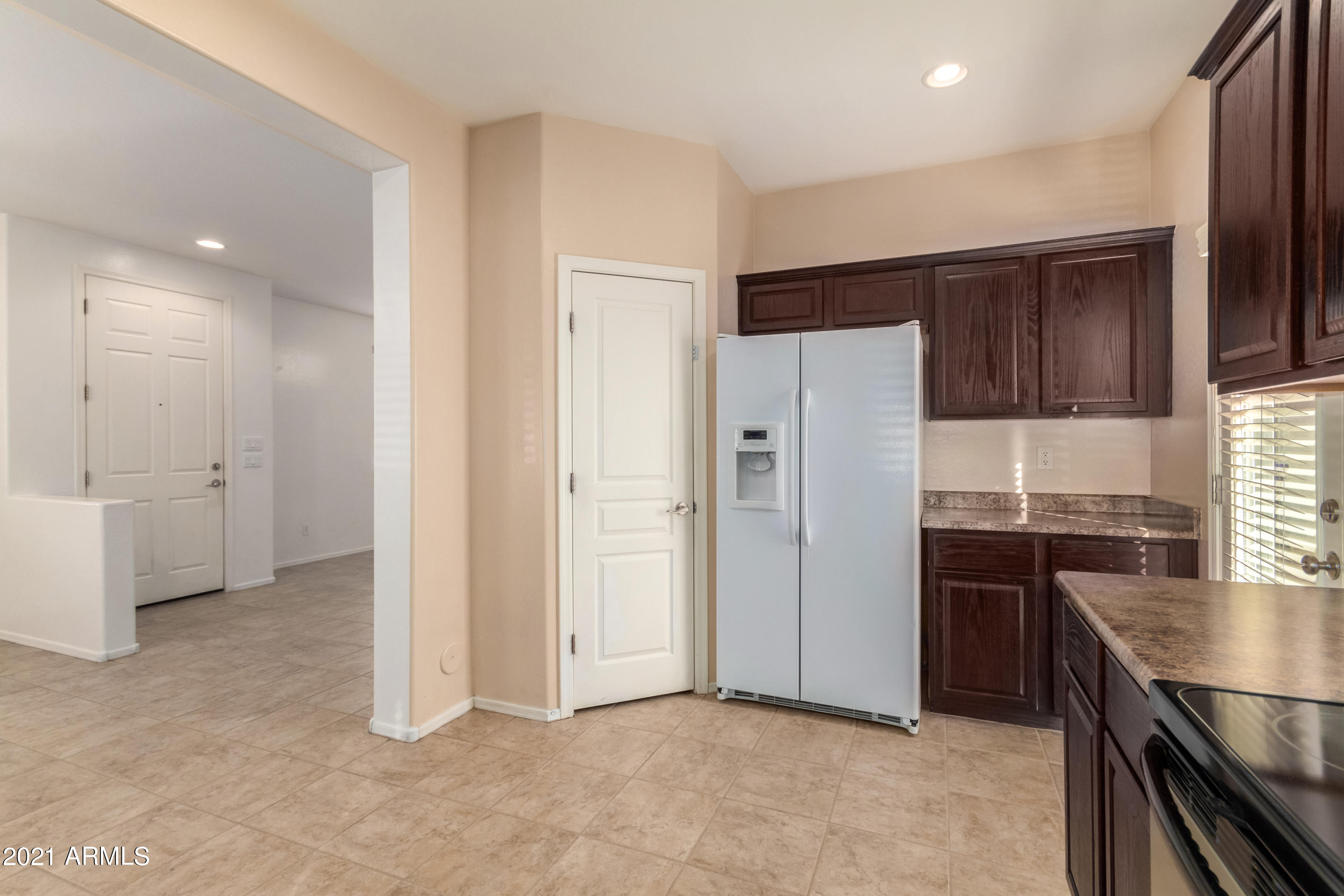 123 East Catclaw Street Gilbert, AZ 85296 - Photo 10 of 30 Catclaw-19