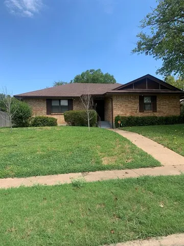 $229,000 | 919 Magnolia Lane, Lancaster, TX 75146