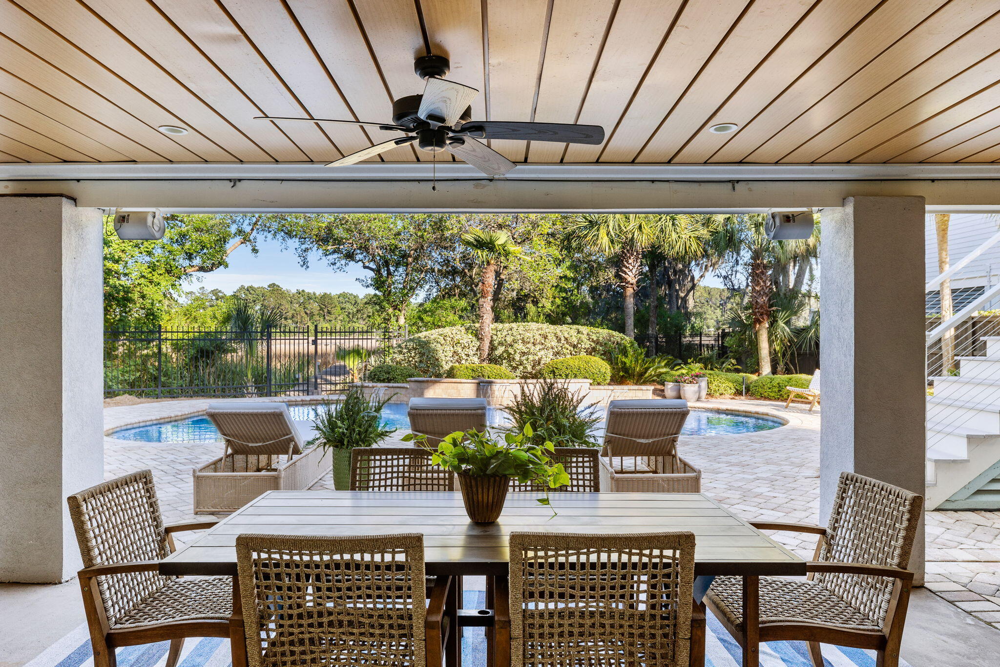 1635 Bull Creek Lane Charleston, SC 29414 - Photo 11 of 115 107-web-or-mls-090-1635BullCreekLn-Charl