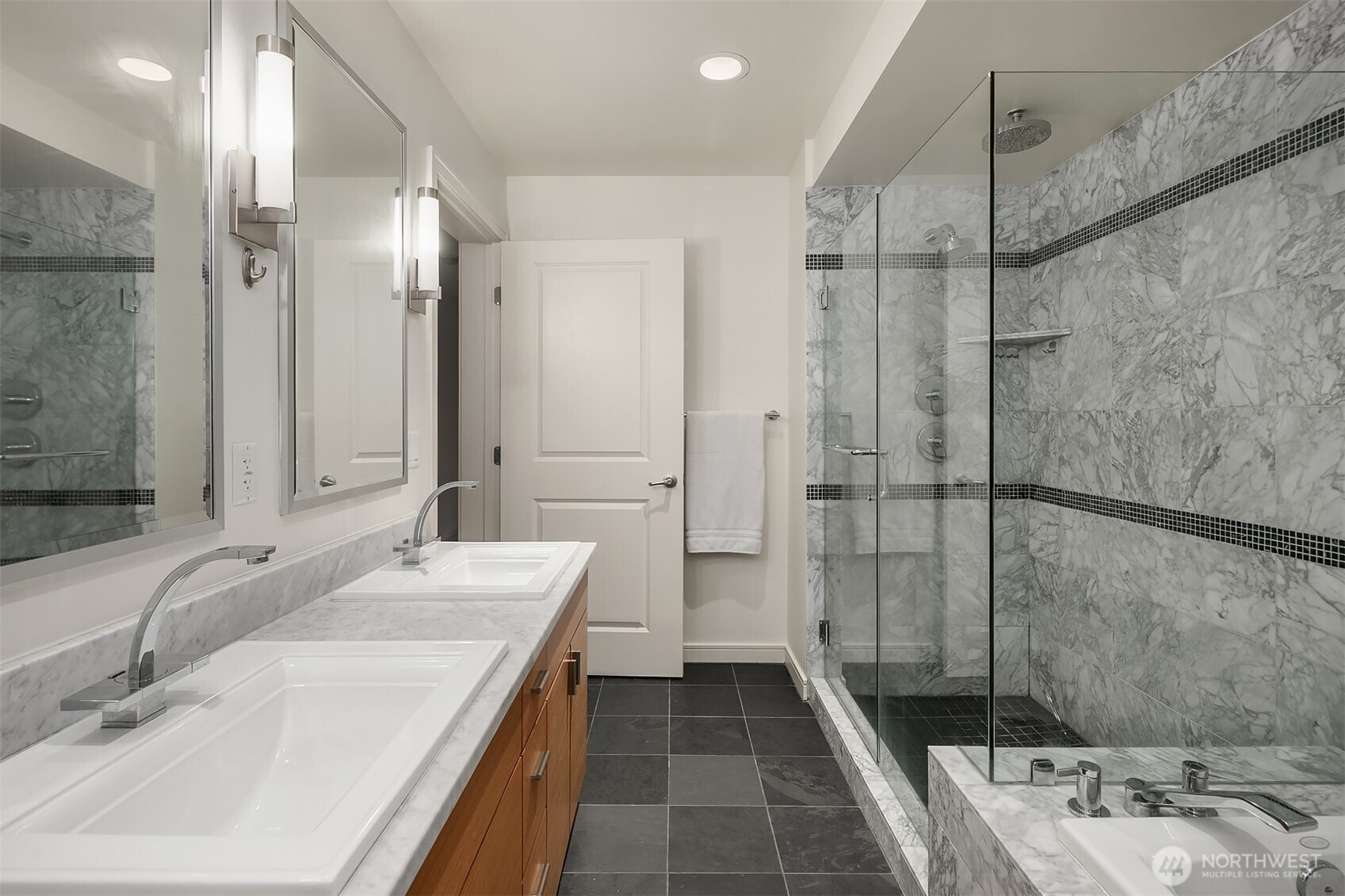 819 Virginia Street, Unit 3206 Seattle, WA 98101 - Photo 17 of 28