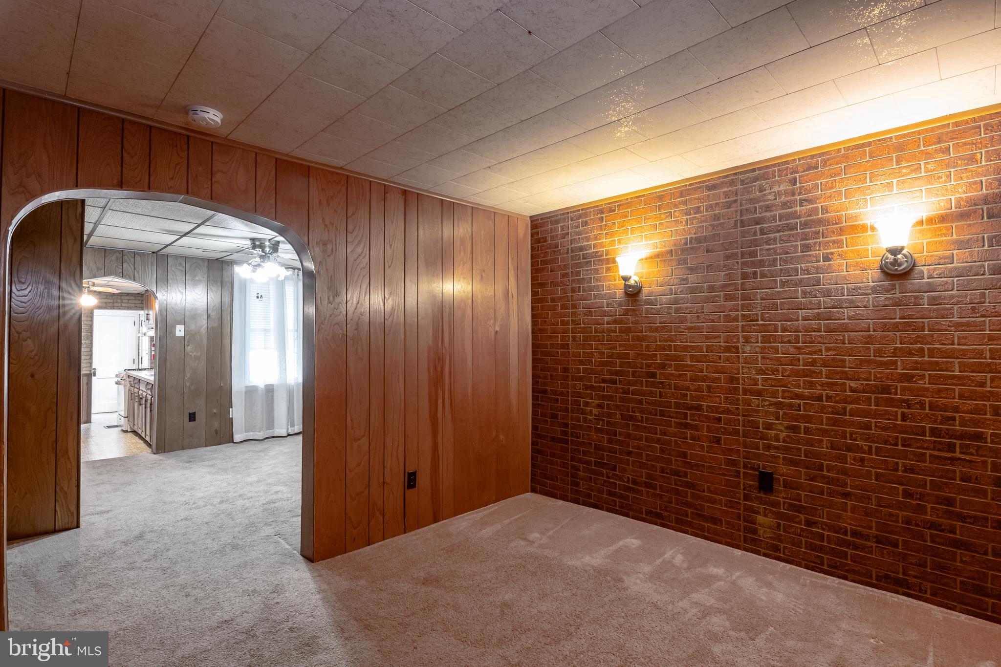 420 North 11th Street Reading, PA 19604 - Photo 5 of 20 a view of gallery