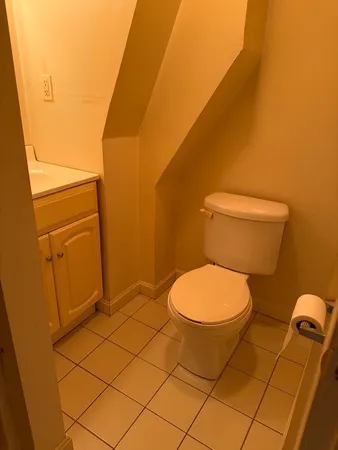 $1,400 | 87 Chestnut Street, Unit 3, Gardner, MA 01440