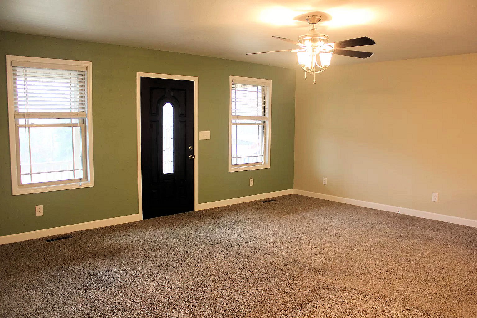 4555 Spring Valley Road Cumberland City, TN 37050 - Photo 7 of 31 Gallery Image 7