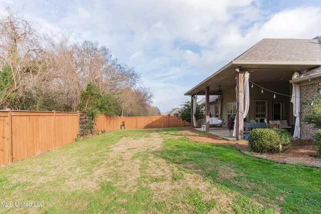 $2,850 | 2015 East Ridge Circle, Madison, MS 39110