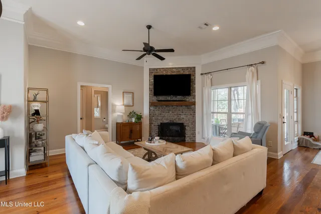 $2,850 | 2015 East Ridge Circle, Madison, MS 39110