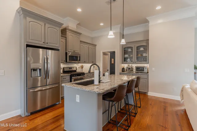 $2,850 | 2015 East Ridge Circle, Madison, MS 39110