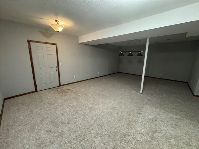 $535,000 | 30904 Pressonville Road, Paola, KS 66071