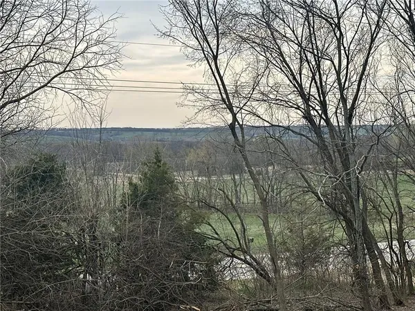 $499,950 | 30904 Pressonville Road, Paola, KS 66071