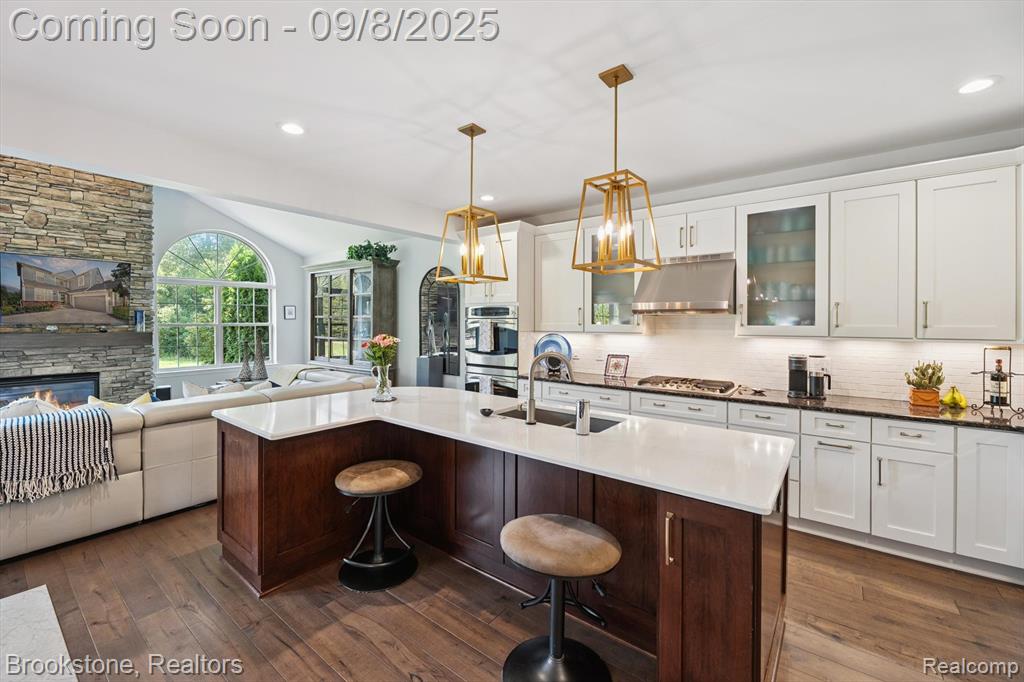 3628 Windingbrook Circle Rochester Hills, MI 48309 - Photo 12 of 57