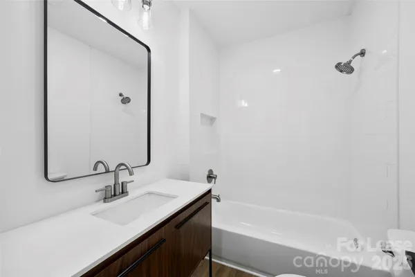 $2,000 | 2942 Reid Avenue, Charlotte, NC 28208