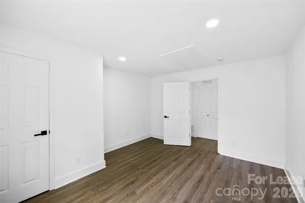 $2,000 | 2942 Reid Avenue, Charlotte, NC 28208