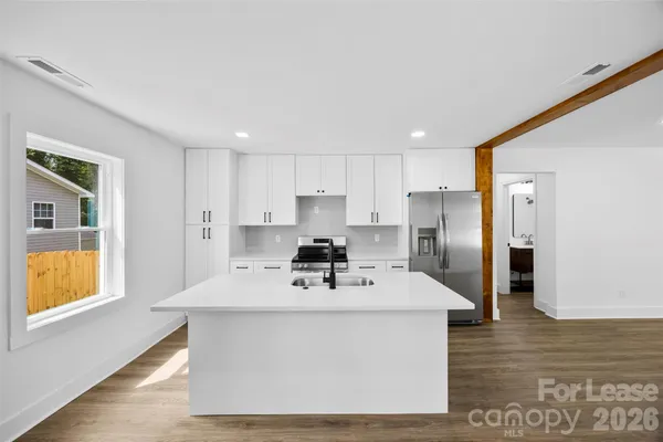 $2,000 | 2942 Reid Avenue, Charlotte, NC 28208