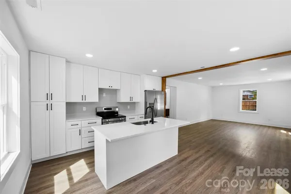 $2,000 | 2942 Reid Avenue, Charlotte, NC 28208