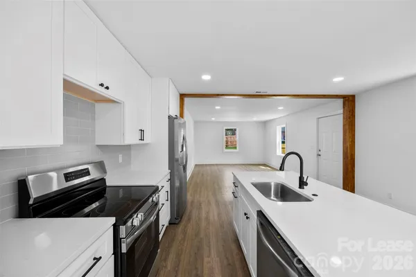 $2,000 | 2942 Reid Avenue, Charlotte, NC 28208