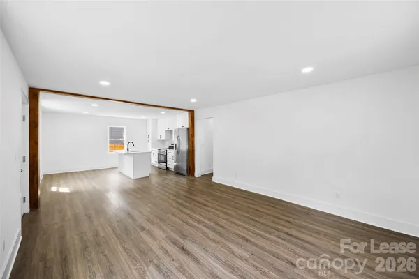 $2,000 | 2942 Reid Avenue, Charlotte, NC 28208