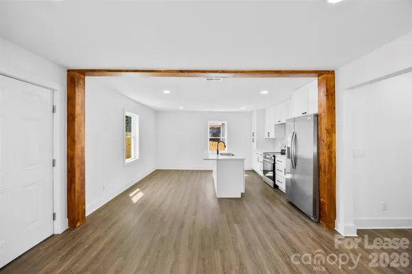 $2,000 | 2942 Reid Avenue, Charlotte, NC 28208