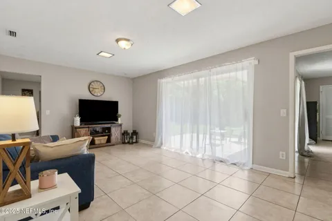 $349,900 | 2806 Annette Circle, Jacksonville, FL 32216