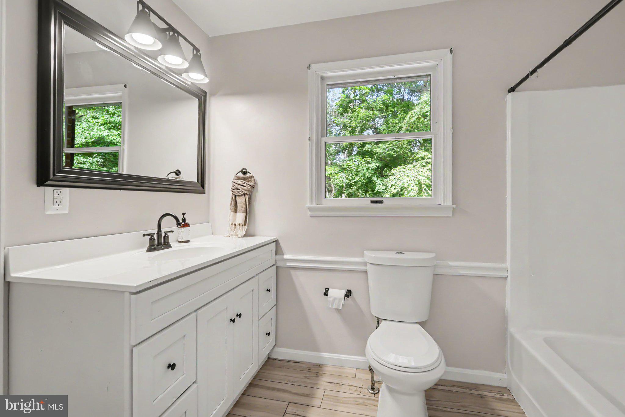 2231 Mockingbird Road Harrisburg, PA 17112 - Photo 15 of 36 First Floor Full Bathroom