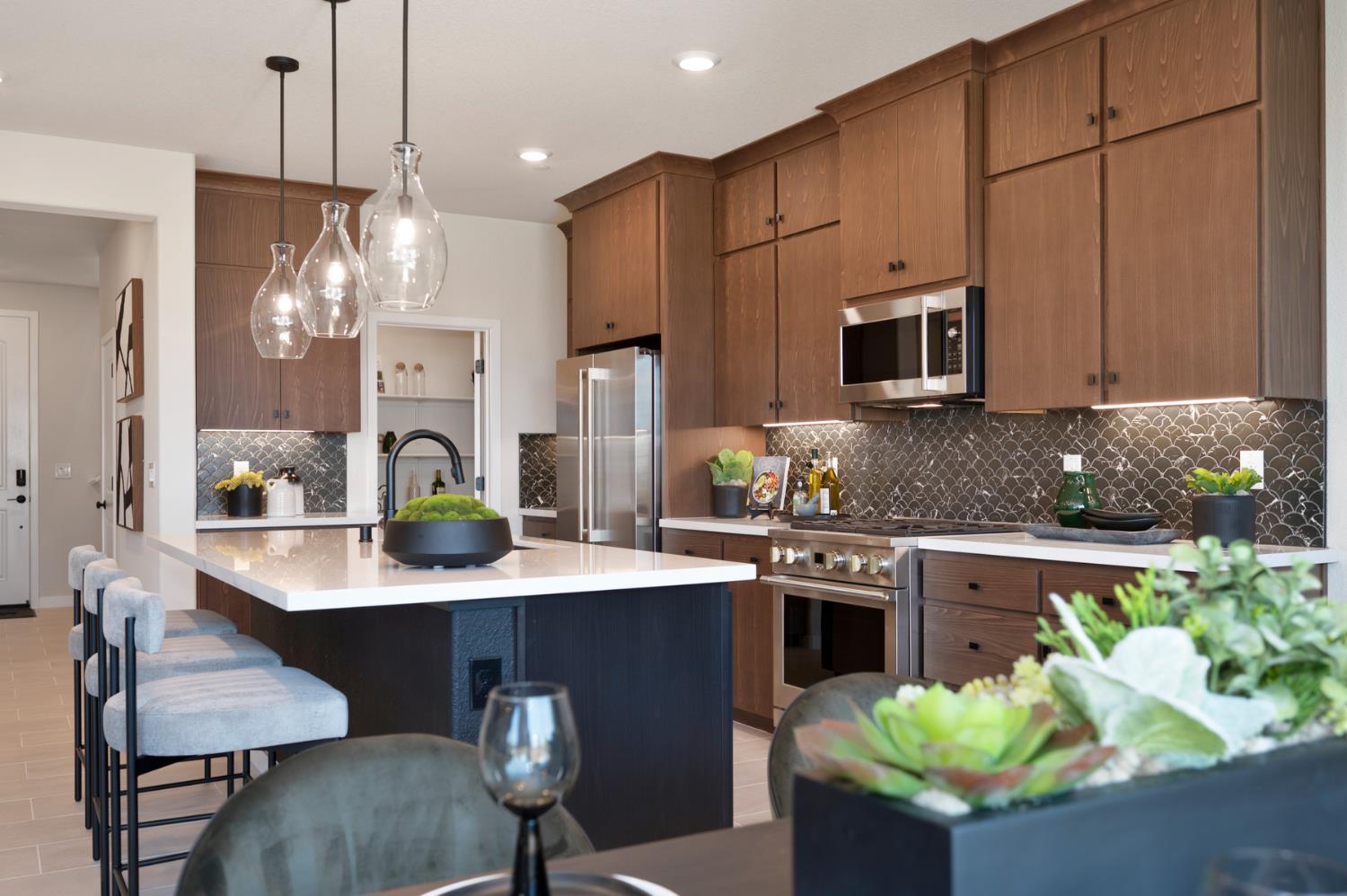 12072 Mircado Way Rancho Cordova, CA 95742 - Photo 5 of 59