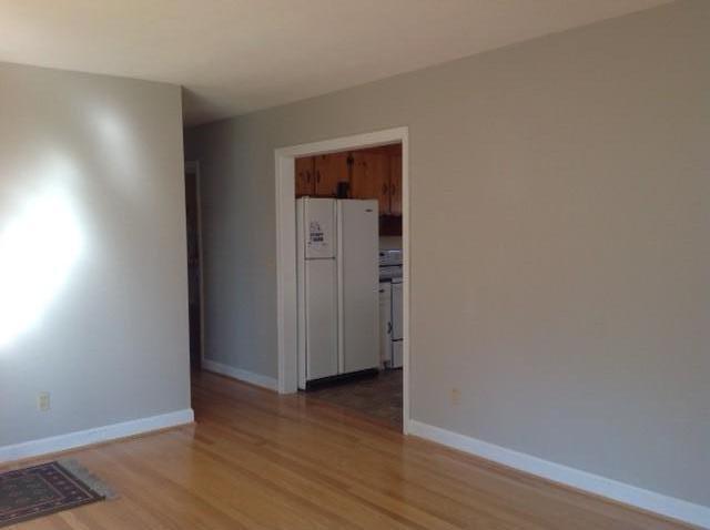 1075 Glenn Ridge Road Northwest Roanoke, VA 24017 - Photo 4 of 22 Front JD5