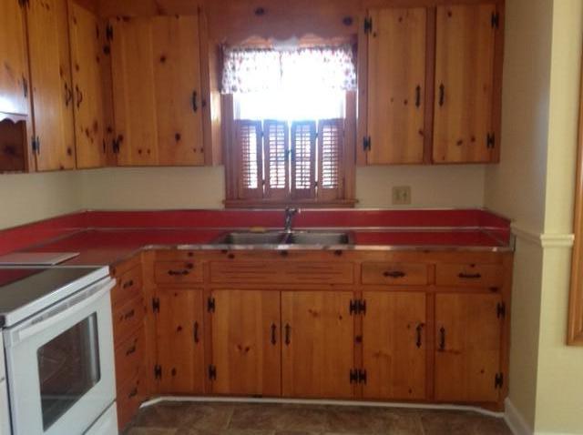 1075 Glenn Ridge Road Northwest Roanoke, VA 24017 - Photo 6 of 22 9