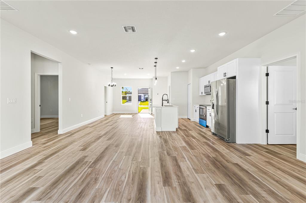 3967 Southwest 169th Ln Road Ocala, FL 34473 - Photo 7 of 62 Gallery Image 7