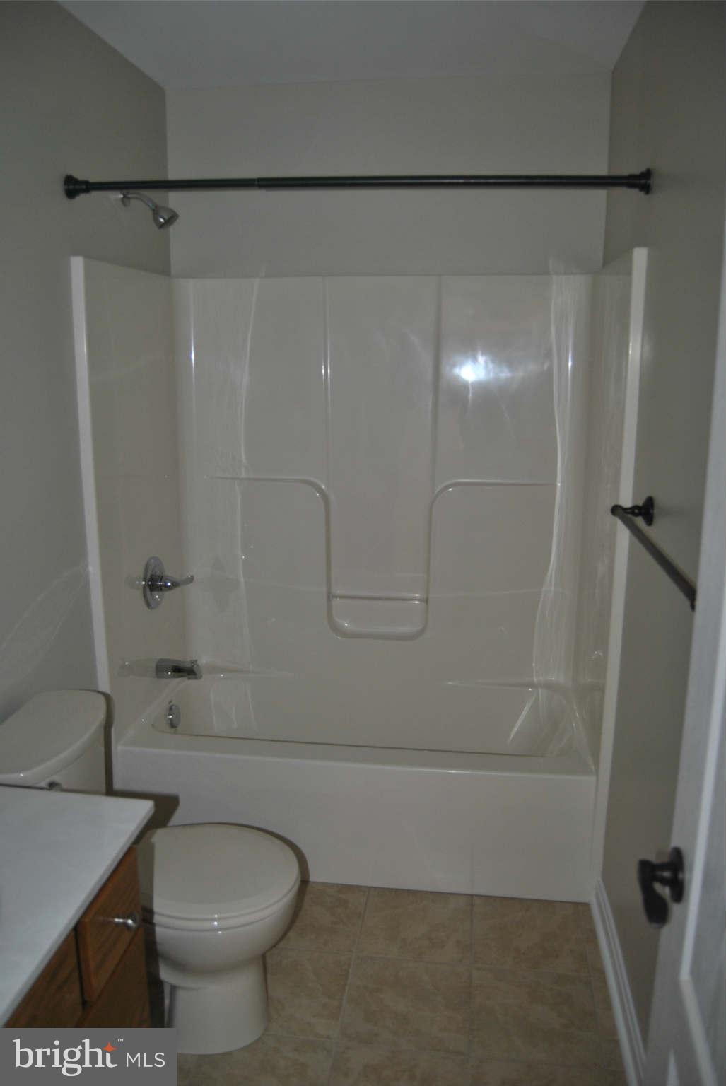 Ridge Road, Unit 29 Waynesboro, PA 17268 - Photo 11 of 17 Bath