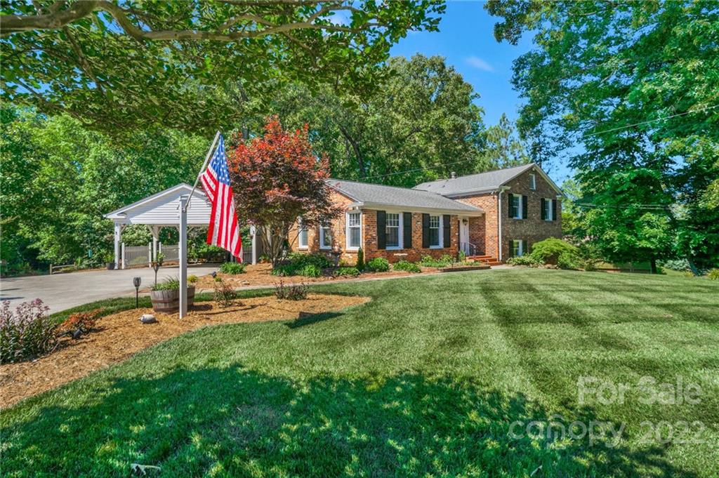 3100 Spring Valley Road Charlotte, NC 28210 - Photo 1 of 20 Gallery Image 1